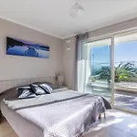 Le Midi 8 By Estates דירה