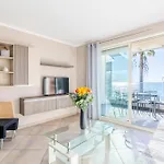 Le Midi 8 By Estates * קאן