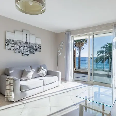 Le Midi 8 By Estates