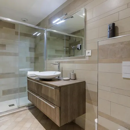 Le Midi 8 By Estates Appartement *