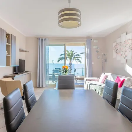 Le Midi 8 By Estates Apartament