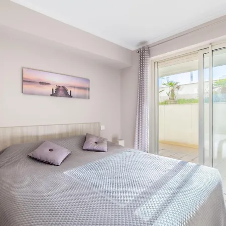 Le Midi 8 By Estates *