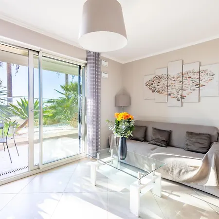 Le Midi 8 By Estates Cannes