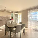 Appartement Le Midi 8 By Estates