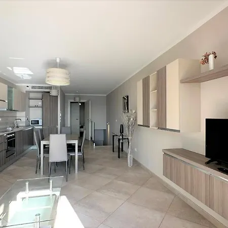 Le Midi 8 By Estates Apartmán Cannes