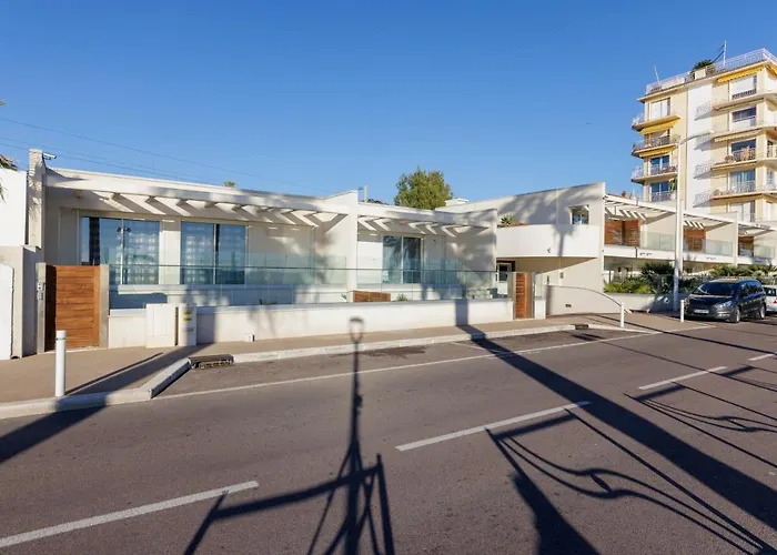 Le Midi 8 By Estates * Cannes