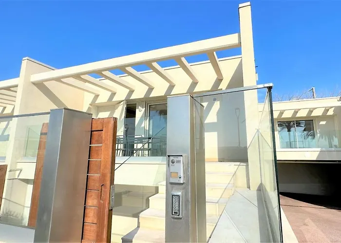 Le Midi 8 By Estates Daire Cannes