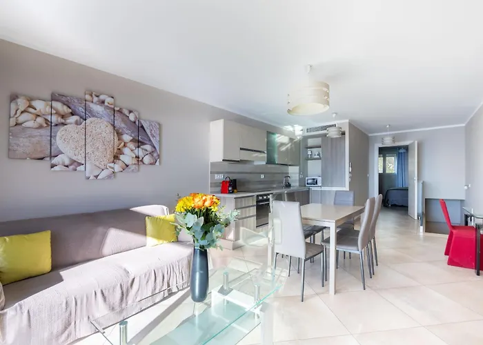 Le Midi 8 By Estates Daire