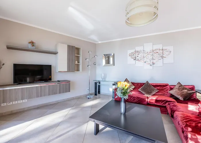 Apartment Le Midi 8 By Estates Cannes