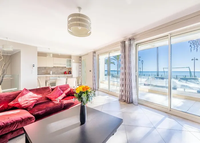 Le Midi 8 By Estates