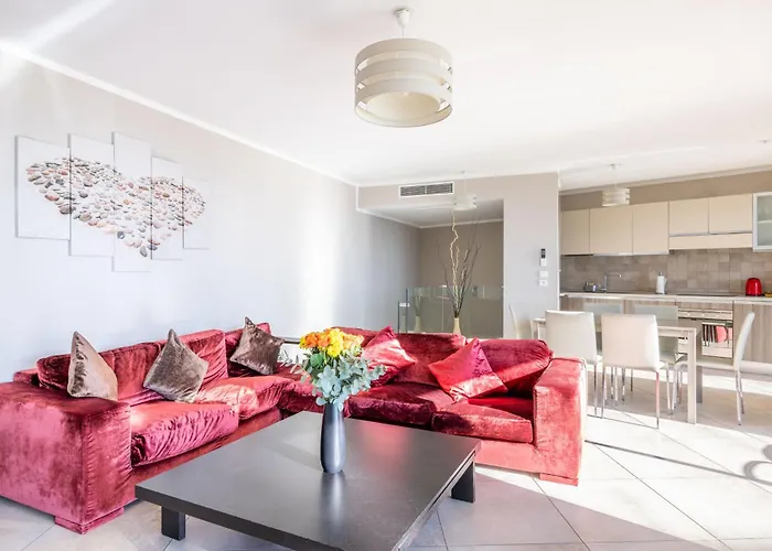 Apartment Le Midi 8 By Estates