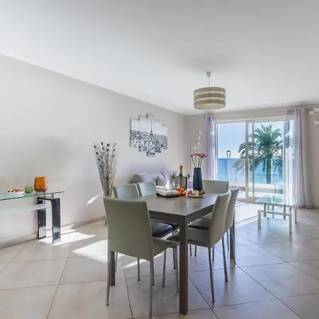 Le Midi 8 By Estates Apartman Cannes