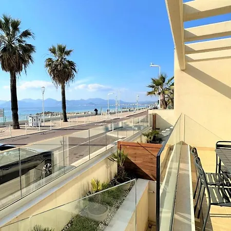 Le Midi 8 By Estates Apartman Cannes